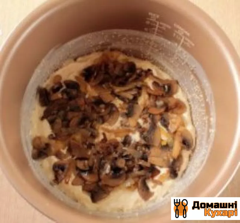 Пиріг з грибами в мультиварці - фото крок 4