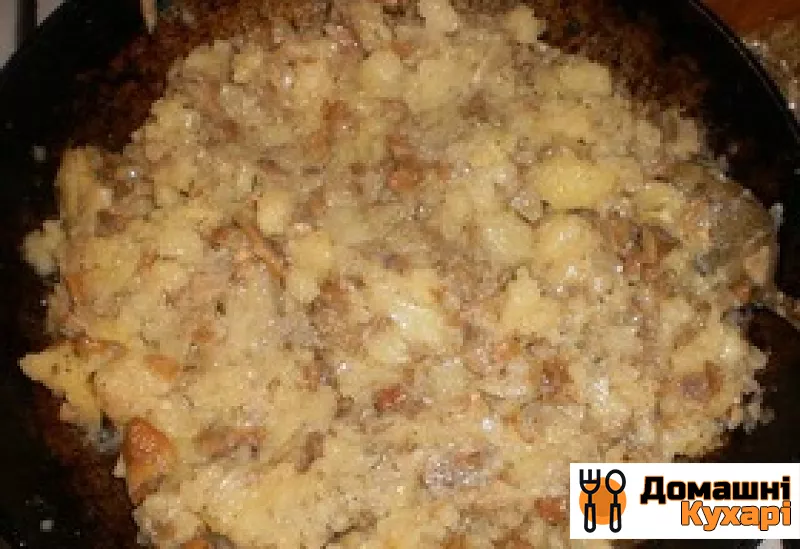 Пиріжки з листкового тіста з грибами і картоплею - фото крок 6