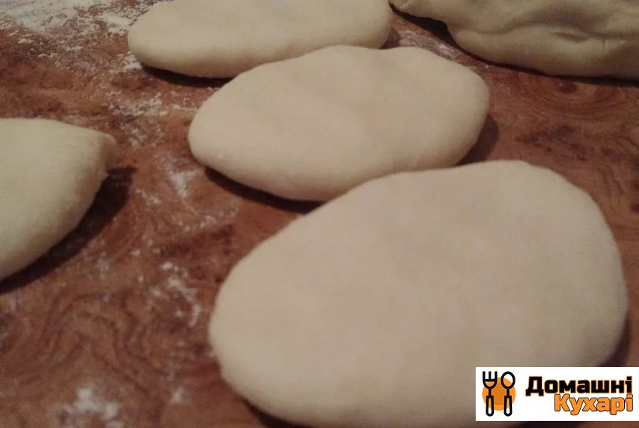 Пирожки с картофелем на кефире - фото крок 6
