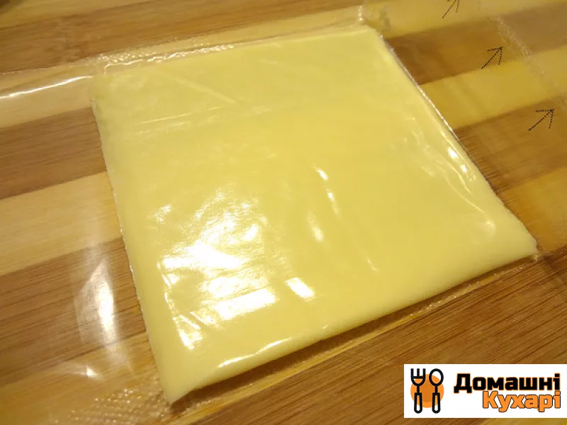Плавлений сир з начинкою - фото крок 7