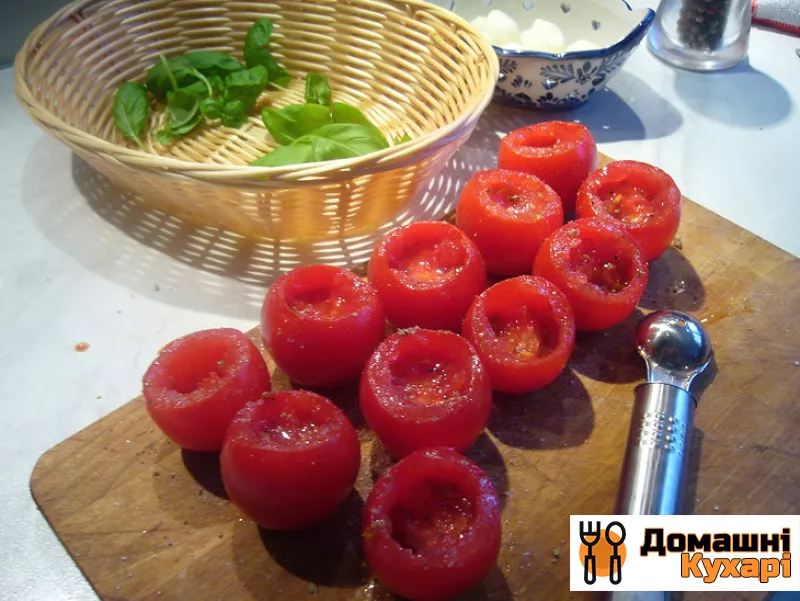 помідори, запечені з моцарелою - фото крок 2
