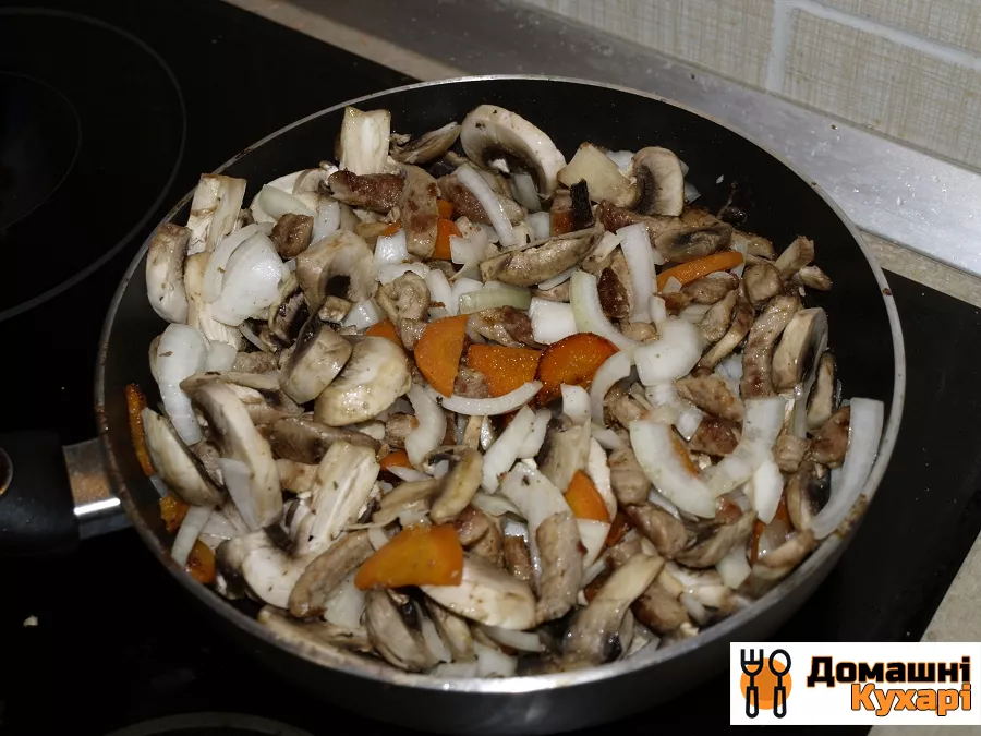 Рагу з м'ясом і грибами - фото крок 4