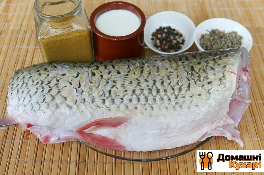 Риба в кефірі в духовці - фото крок 1