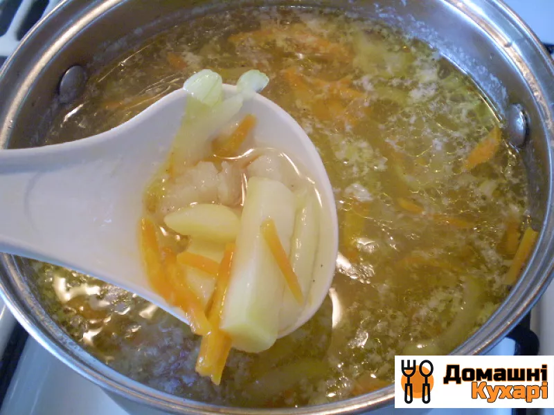 Рибний суп з плавленим сиром - фото крок 8
