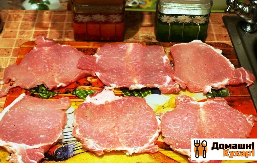 Рулетики з свинини, запечені в духовці - фото крок 3