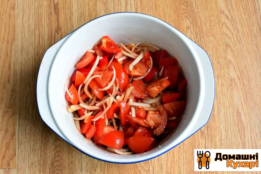 Салат з баклажанів з помідором і перцем - фото крок 4