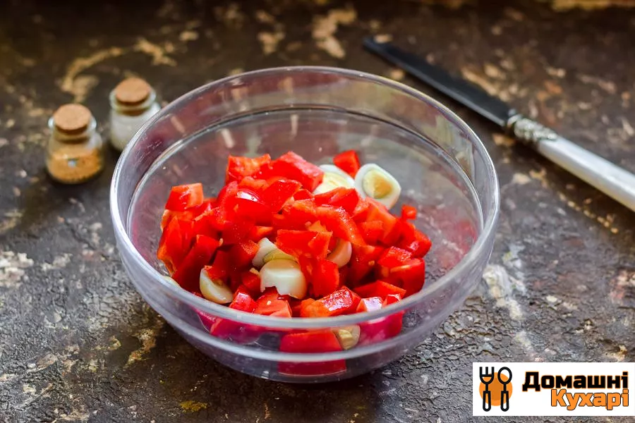 Салат з кальмарів з помідорами - фото крок 4