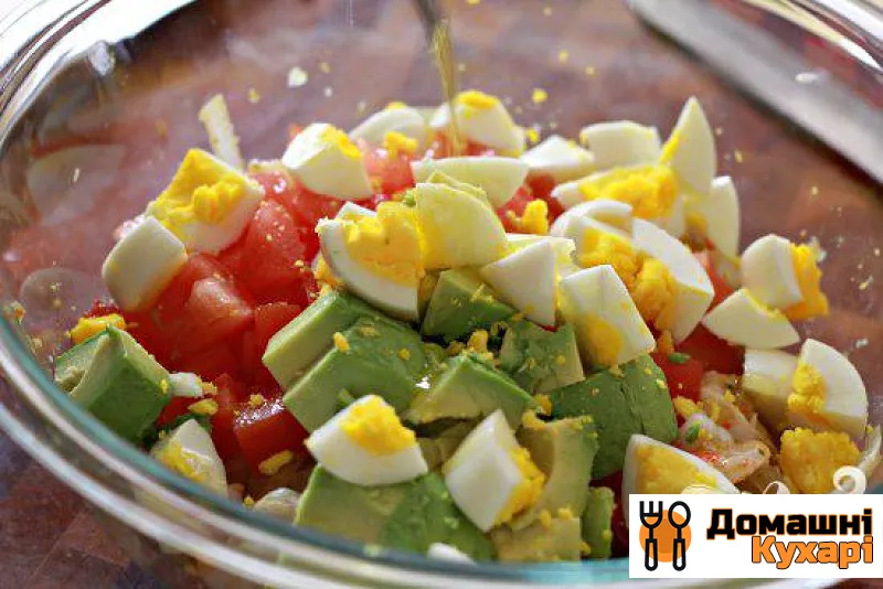 Салат з креветок, яєць і помідора - фото крок 4