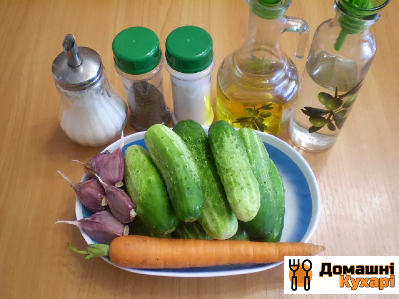 Салат з огірків на зиму по-корейськи - фото крок 1