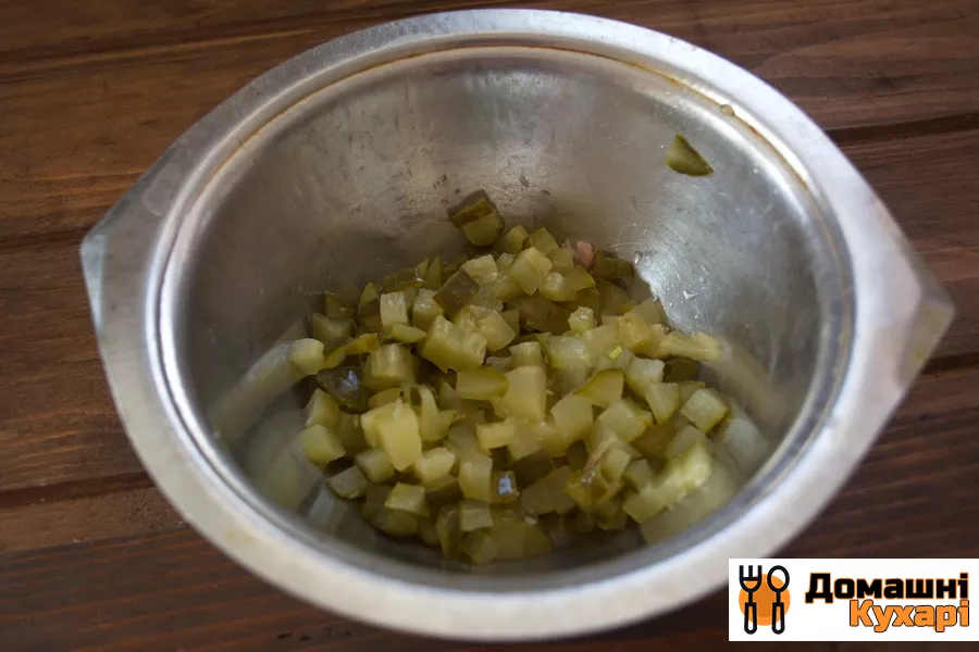 Салат обладнаний з копченою куркою - фото крок 1