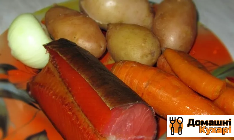 Салат з копченої червоною рибою - фото крок 1