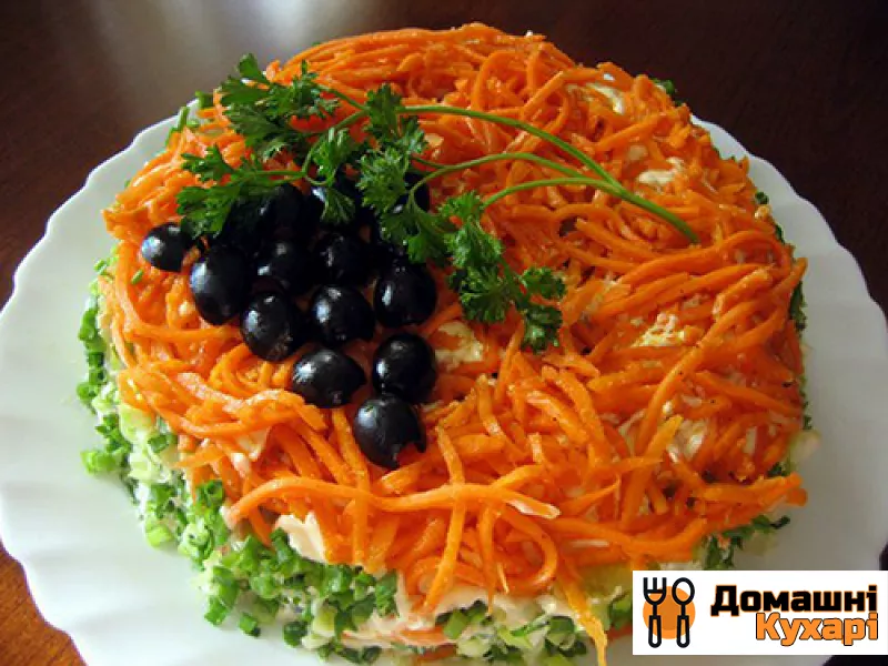 Салат с корейской морковкой и колбасой - фото крок 3