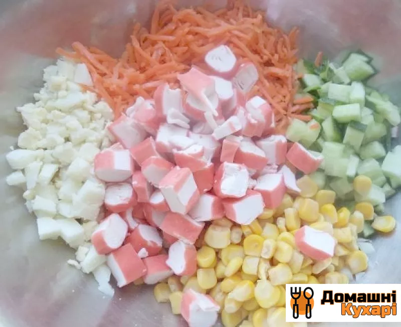 Салат з крабовими паличками і морквою по-корейськи - фото крок 6