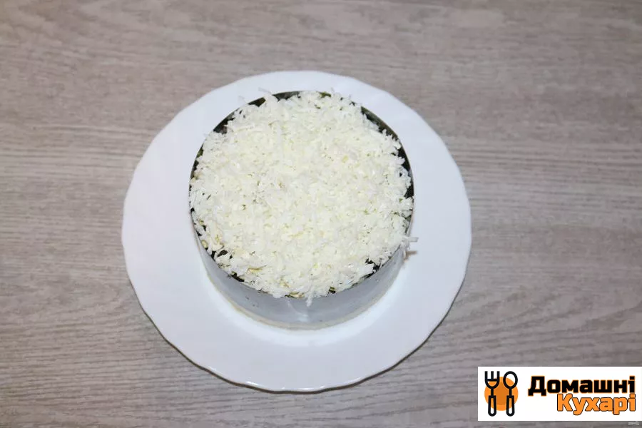 Салат з крабовими паличками, рисом і грибами - фото крок 10