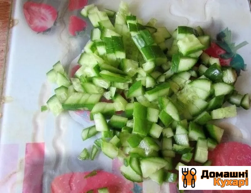 Салат з курячими сердечками і огірком - фото крок 4