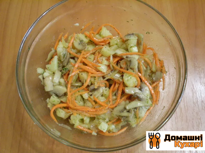Салат з морквою і грибами - фото крок 6