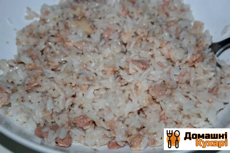 Салат з печінкою тріски і рисом - фото крок 2