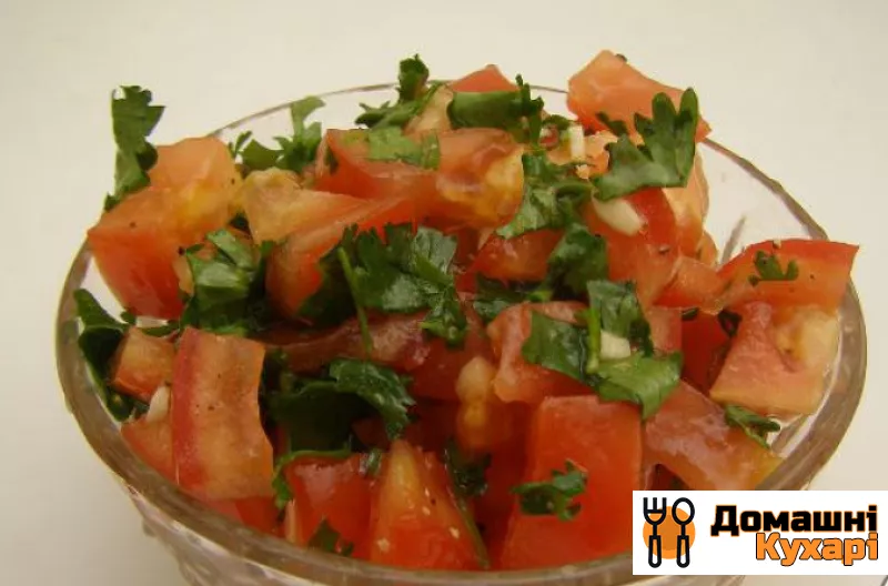 Салат з помідорами і кінзою - фото крок 5