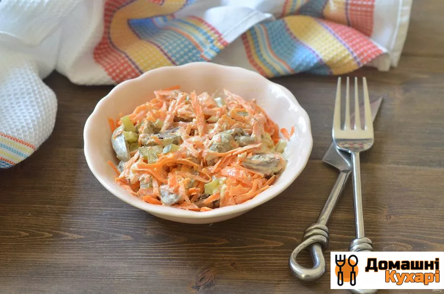 Салат з сердечками, морквою і цибулею - фото крок 9