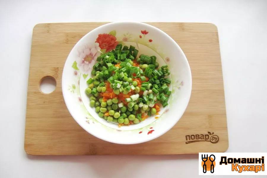 Салат із зеленим горошком і морквою - фото крок 5