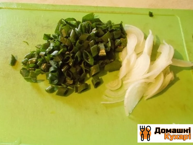 Салат витаминный с капустой и морковью - фото крок 2